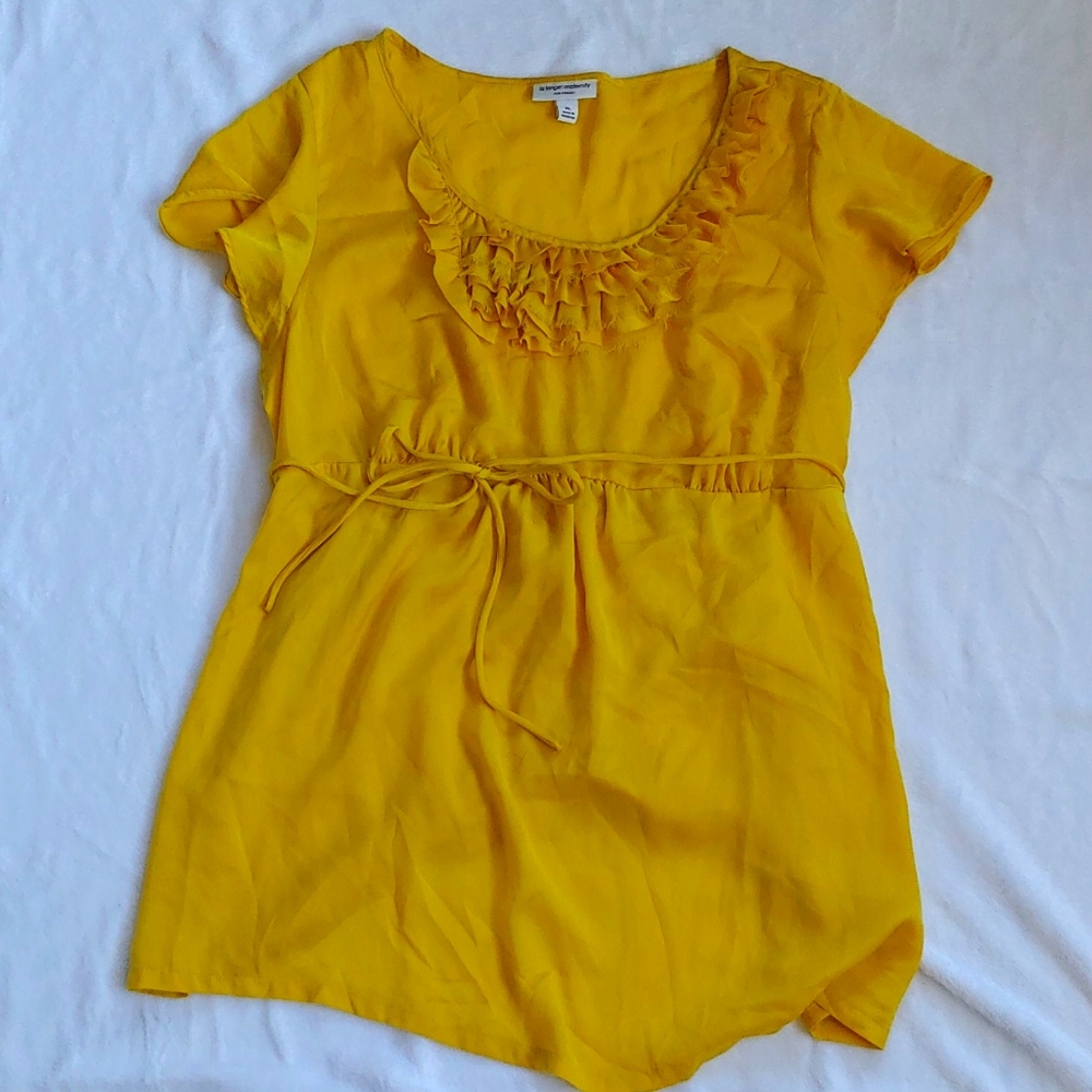 liz lange maternity ruffle scoop neck top